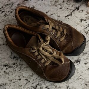 Keen women’s size 8